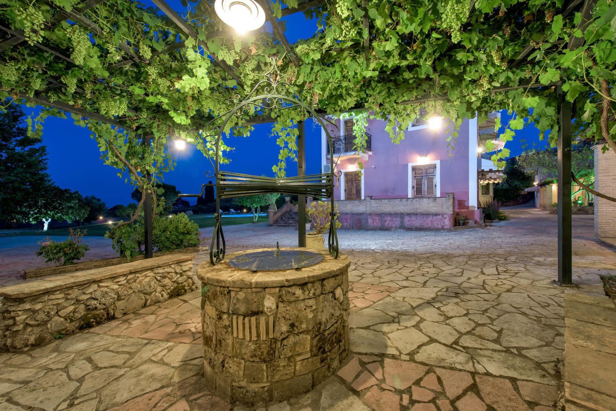 Sarakino House Of Literature Βίλα Agios Dimitrios  Εξωτερικό φωτογραφία